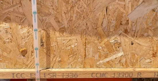 Viga de madera de pino de venta de fábrica de alta calidad LVL con OSB impermeable I Joist para la construcción de viviendas